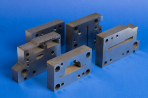 stemple i matryce do wykrawania blach nowa sól cnc