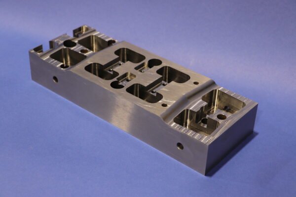 Inne elementy nienormalizowane do tłoczników