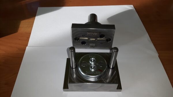 Tłoczniki do znakowania logo, logotypów i znaków firmowych